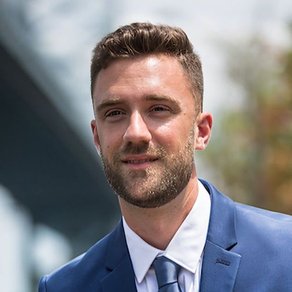 Joe Cleary Philadelphia Real Estate Agent Headshot