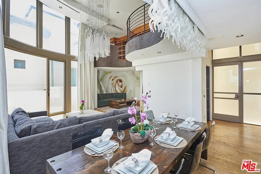 1719 Ocean Front Walk #5