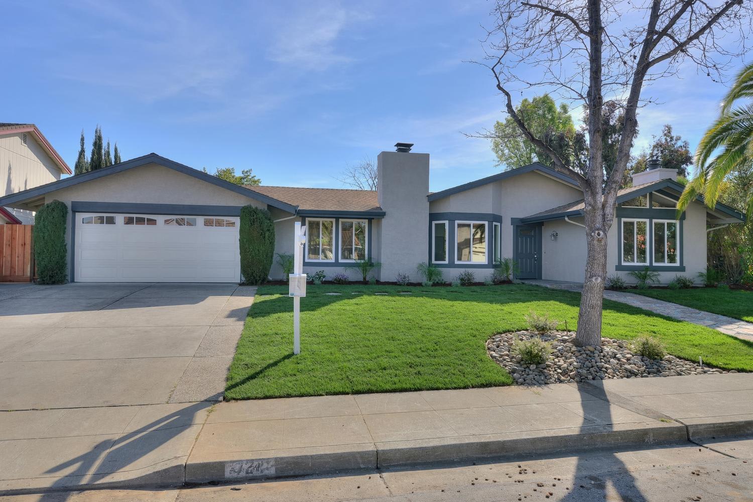 724 Liverpool Wy
