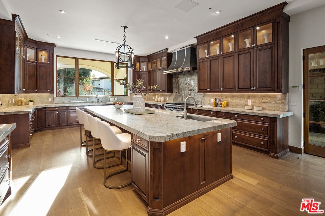 803 North Linden Dr