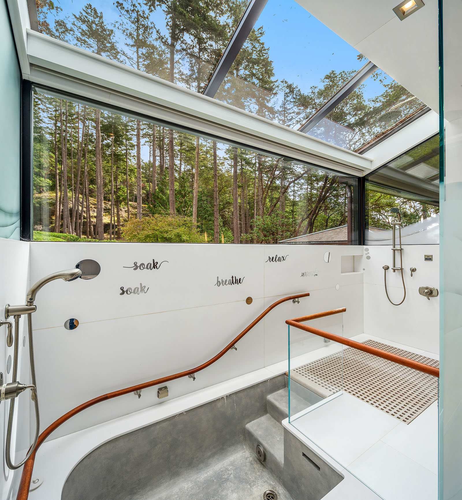 San Juan Island Estate - 723 Carefree Way - Friday Harbor