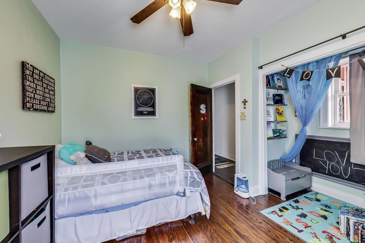 6535 N Ashland Ave #1S