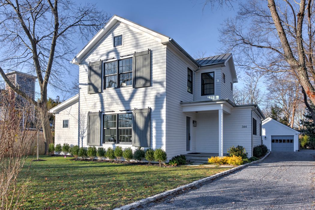 344 Main St