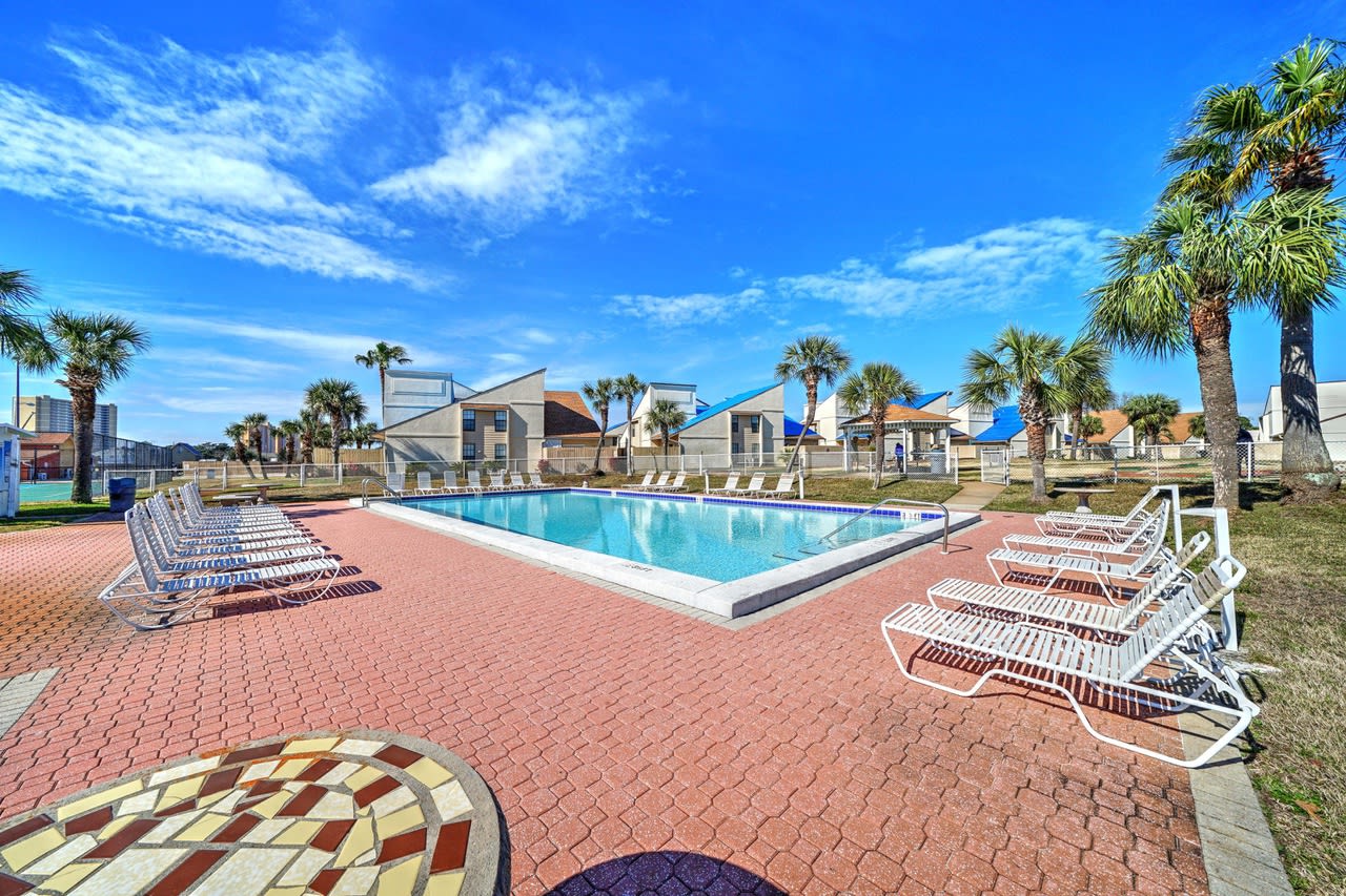 17462 FRONT BEACH Unit 52D