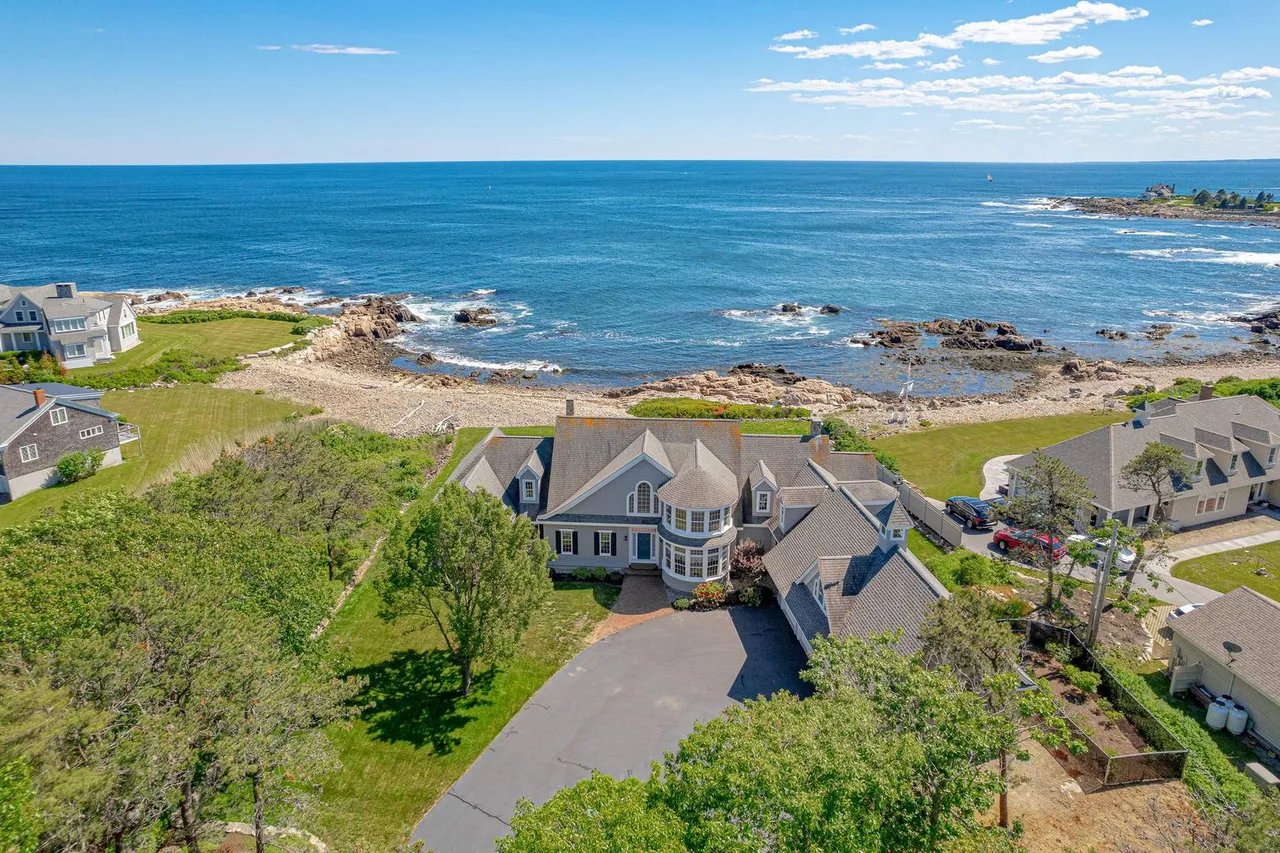 Home for Sale – 283 Ocean Avenue, Kennebunkport, ME – $6,375,000