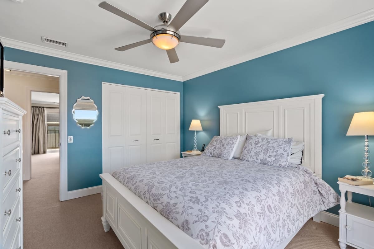 769 Ocean Surf Dr