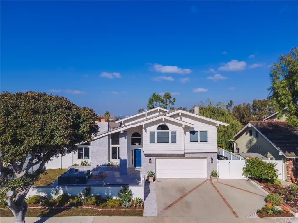 2326 Port Aberdeen Pl