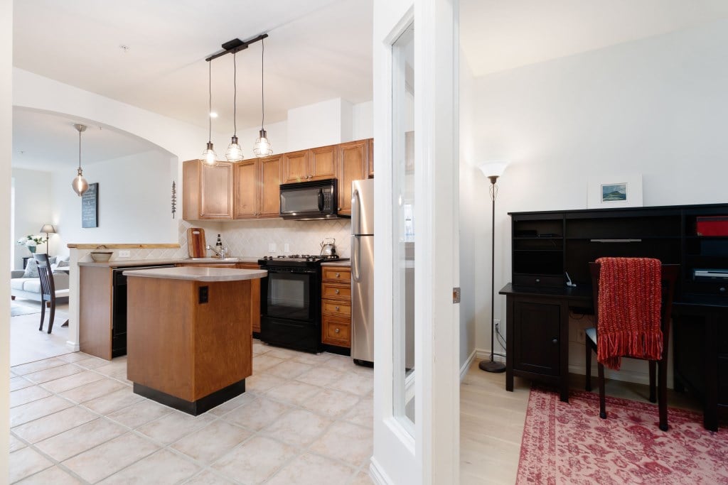 262-2175 Salal Dr