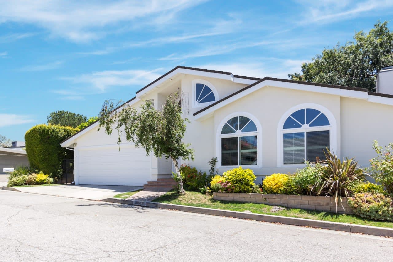 Sprawling View Property