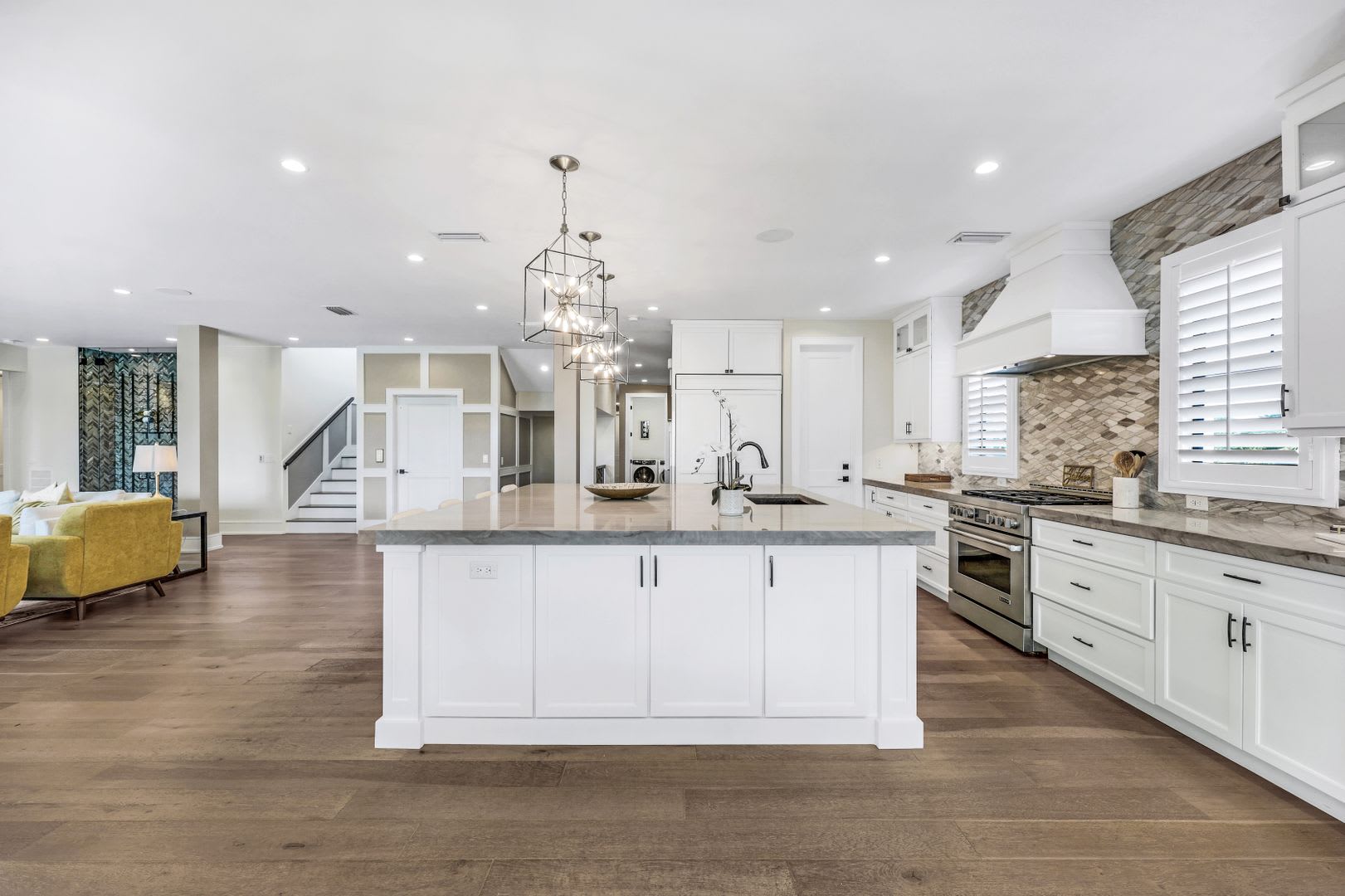 241 Willow Ave, Anna Maria, Florida, 34216