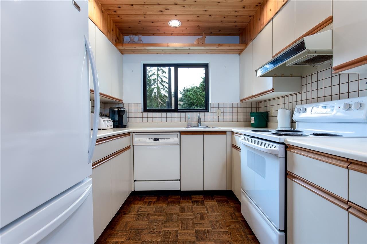 30-1200 Alta Lake Rd