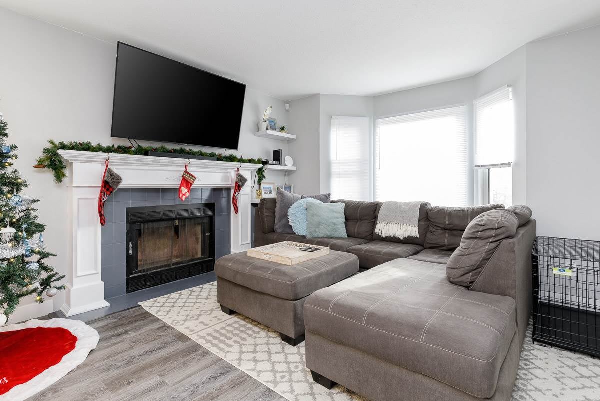 20373 115 Ave