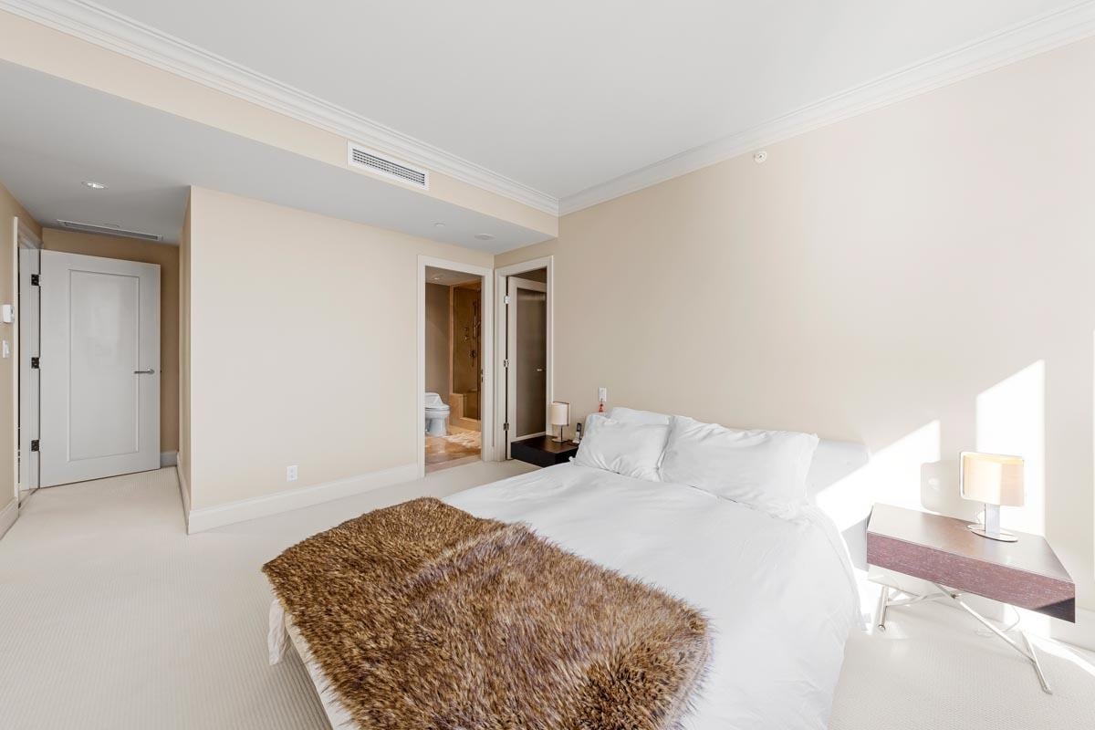 2001-428 Beach Crescent, Vancouver