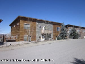 30 Skyline Dr