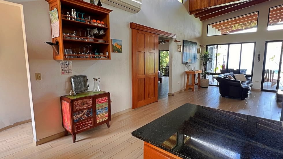 3 bedroom Whitewater Ocean View Home Above Matapalo Beach