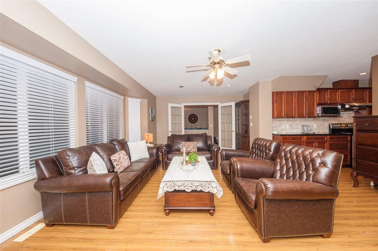 3329 Rosalie Ct