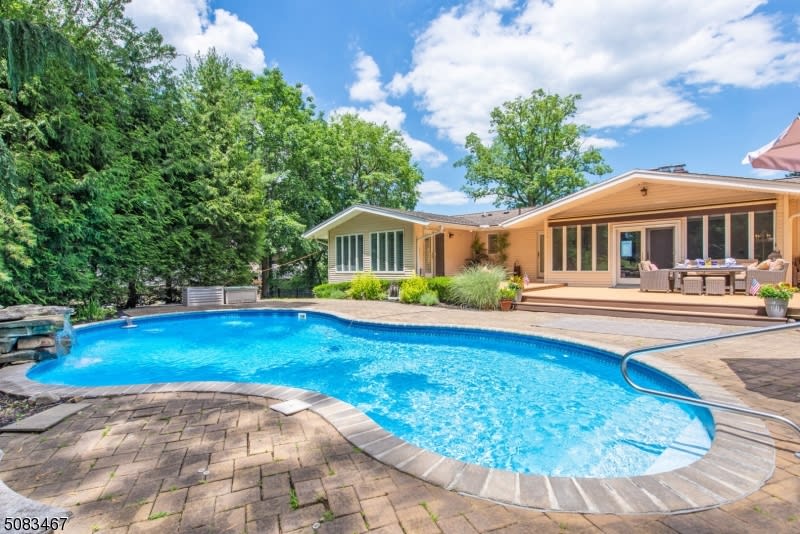 63 Chopin Drive