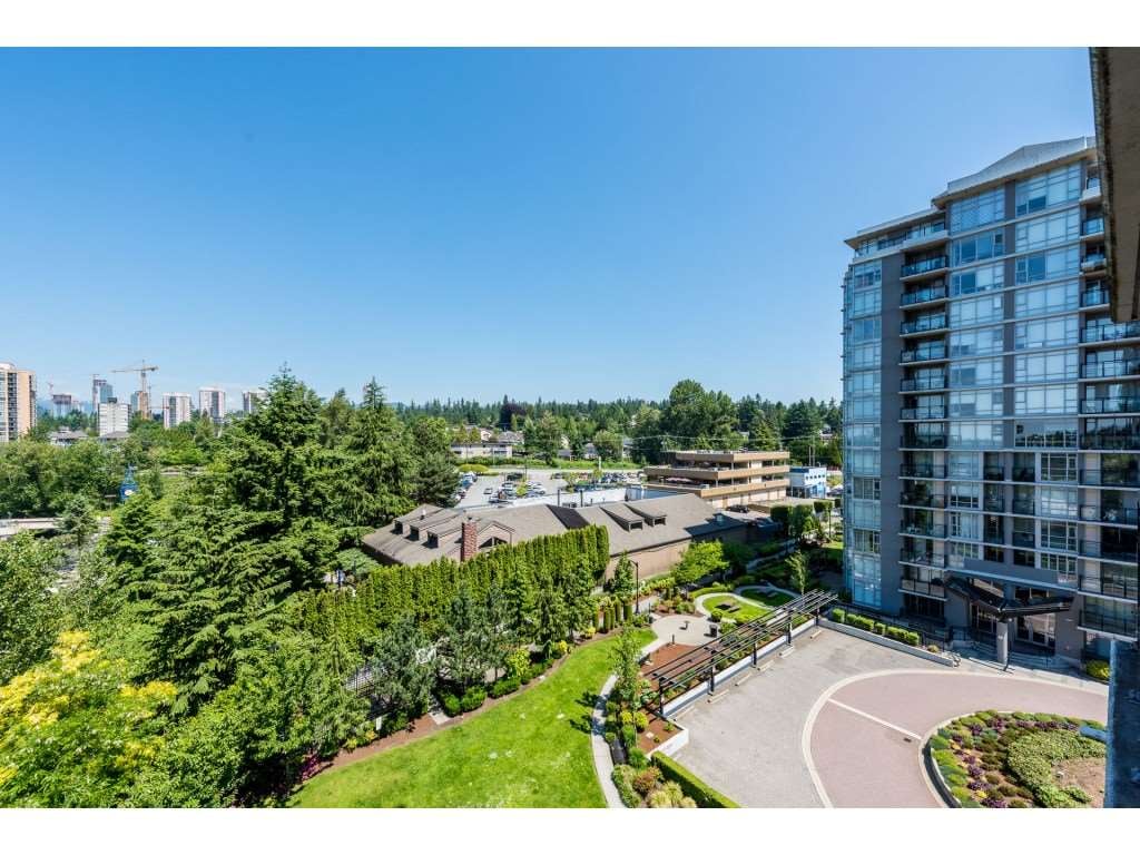 805-555 Delestre Ave