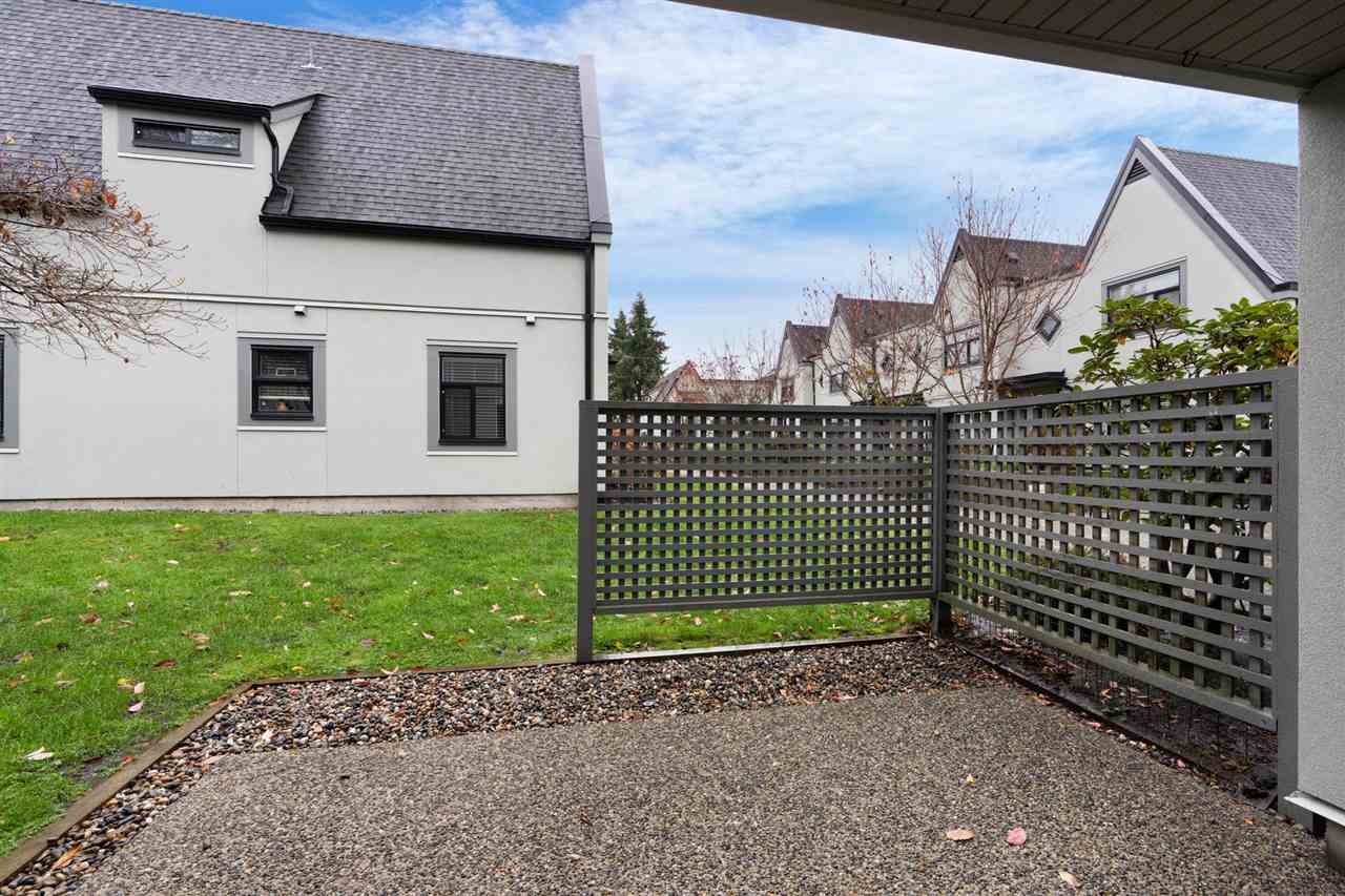 38-889 Tobruck Avenue, North Vancouver