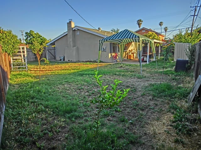 1949 Naples Dr