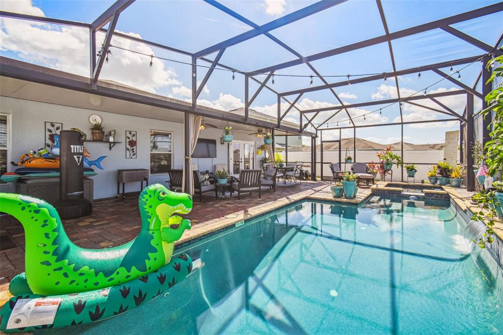 3154 Queen Alexandria Dr