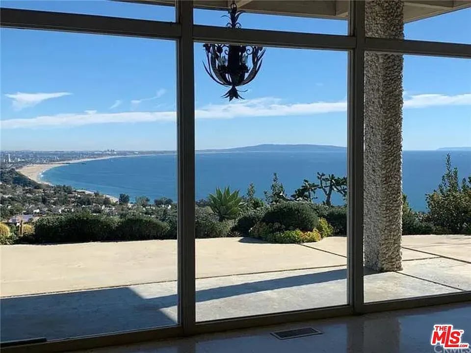 $21,995,000