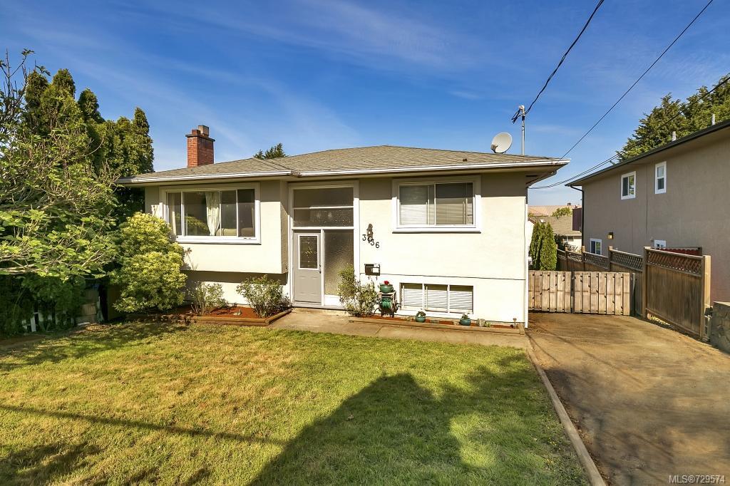 3136 Donald St, Saanich