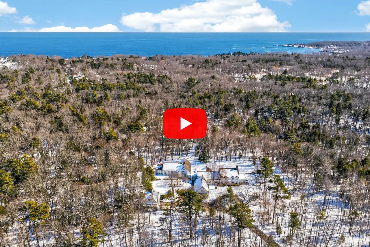 An Extraordinary Private Estate in Cape Elizabeth, Maine