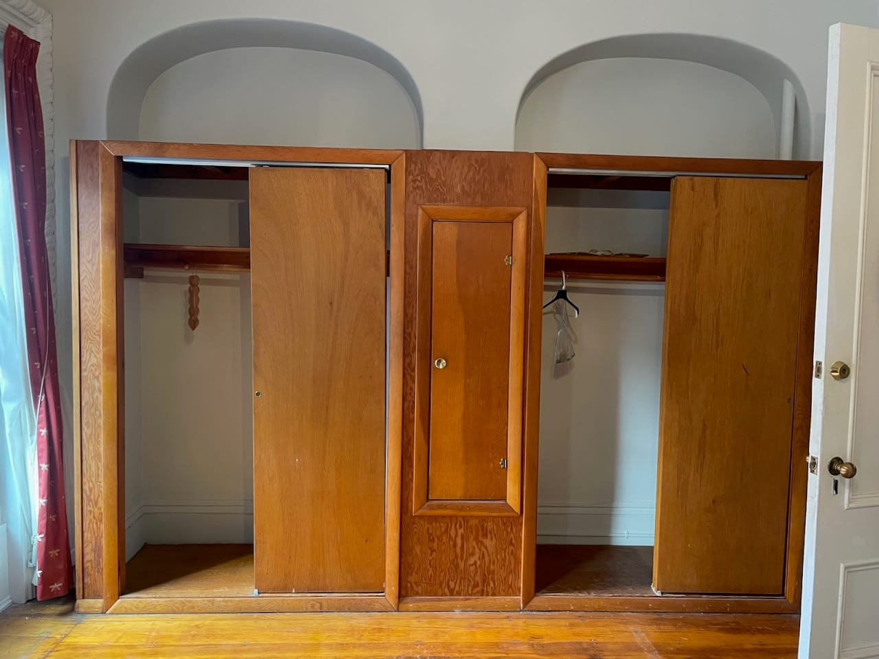 Unique Upton Street 2 bed w/ Deck, Laundry & Parking ! Available October! Utils Included! 