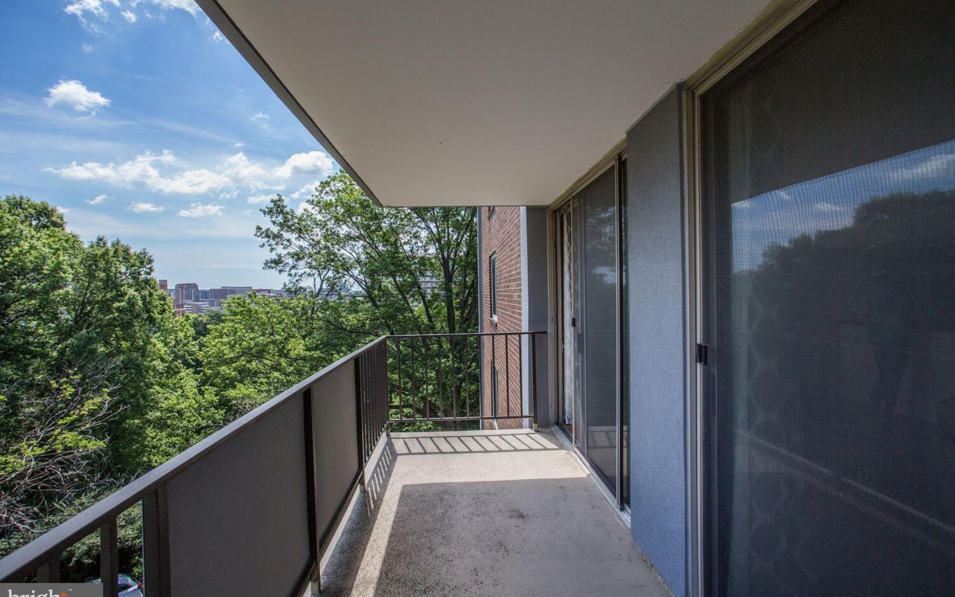 1515 S Arlington Rdg Rd, #305