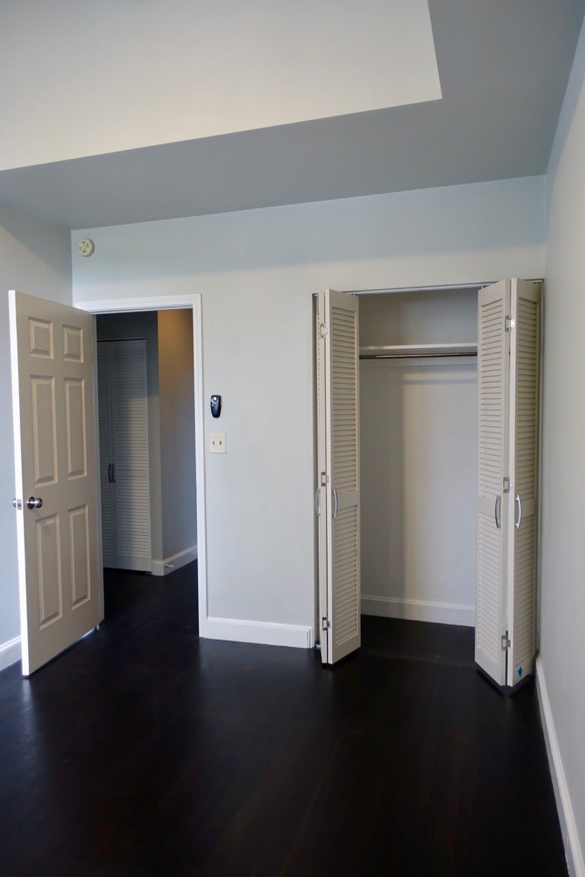 Roxbury Fort Hill - 2 Bedroom 1 Laundry, Air Conditioning and Roof Deck - SEPTEMBER 1!