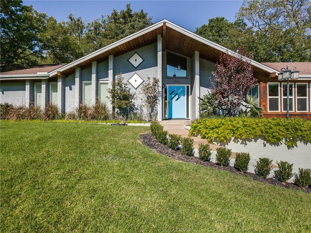 2319 Southwood Dr