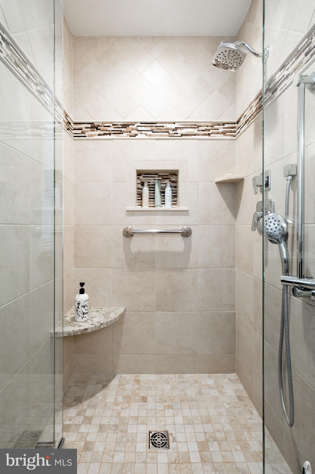 31 Lynne Cir