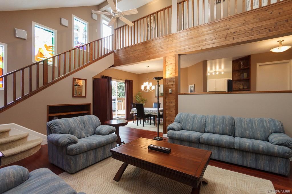 1389 Vista Hts, Victoria