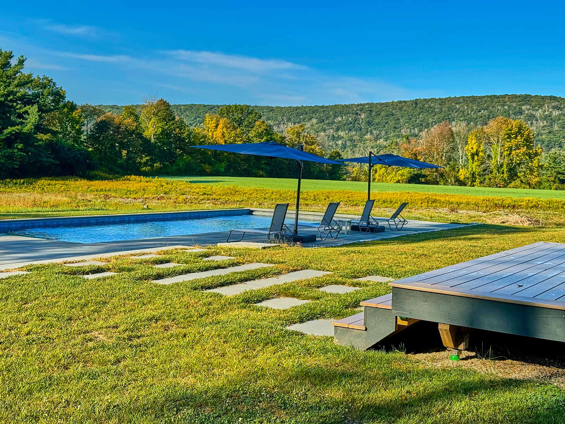 CHIC ALFORD RETREAT