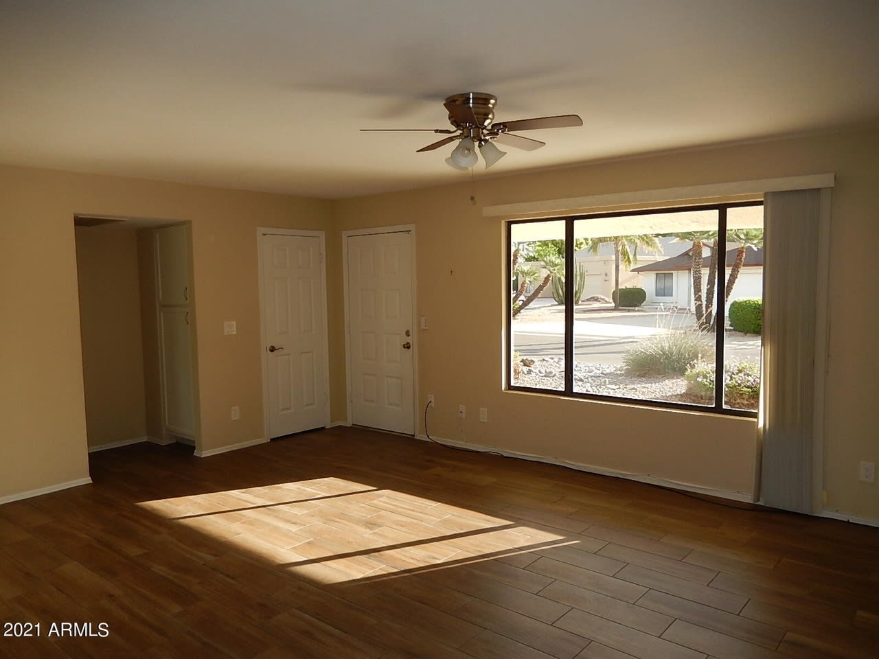 514 S 76th Pl