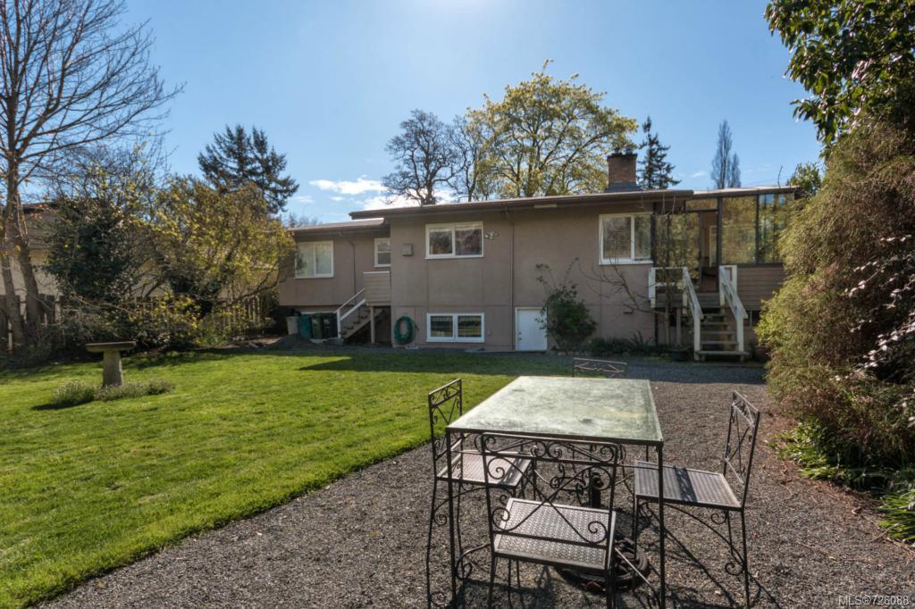 1466 Rockland Ave