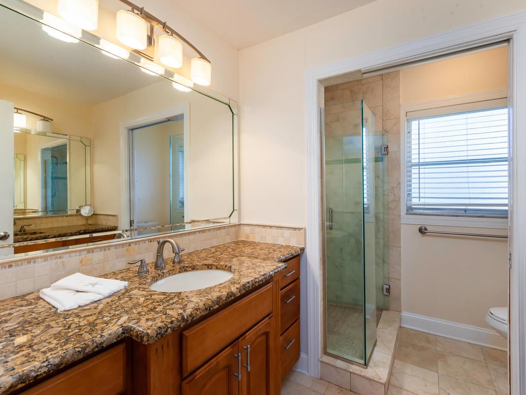 630 Emerald Harbor 