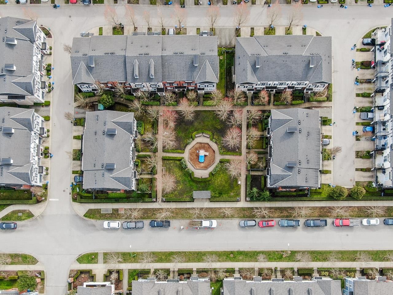 84-18983 72a Ave