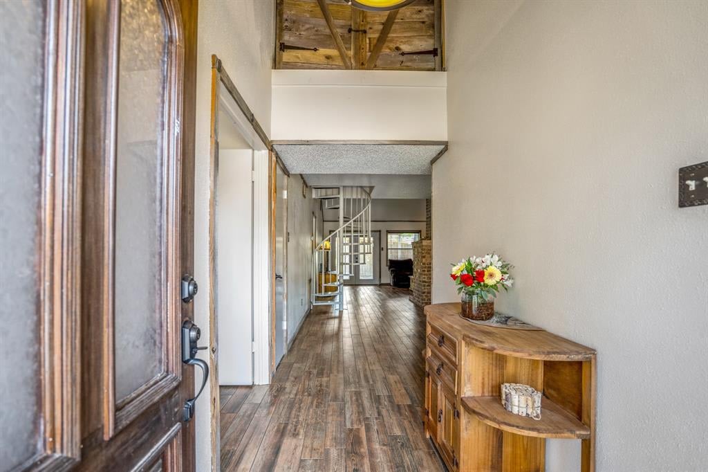 7107 FAWN RIVER CIRCLE
