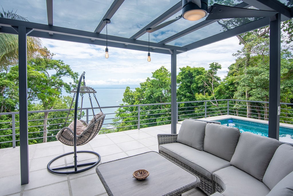 Oceanfront Private Pool Villa, Jaco, Puntarenas