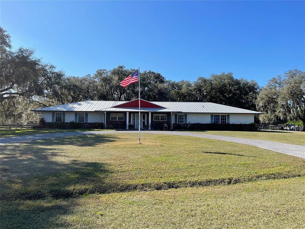 4465 HIDDEN RIVER RD