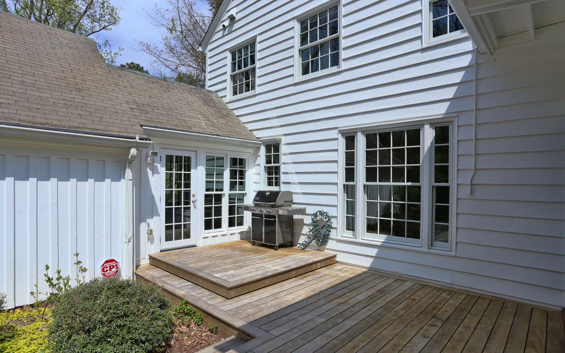 422 Westwood Dr