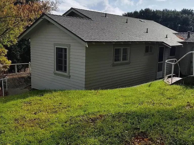 5494 Portola Rd