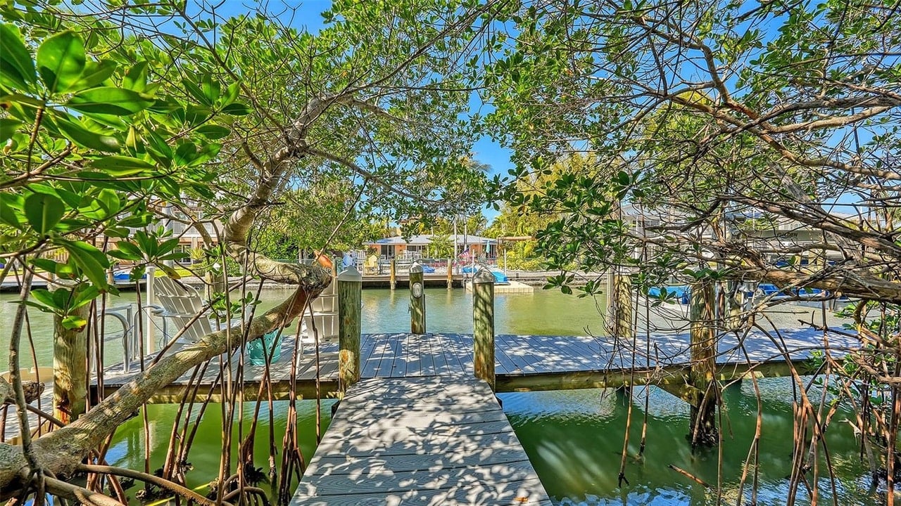 Price Reduction at 695 Marbury Lane - Longboat Key