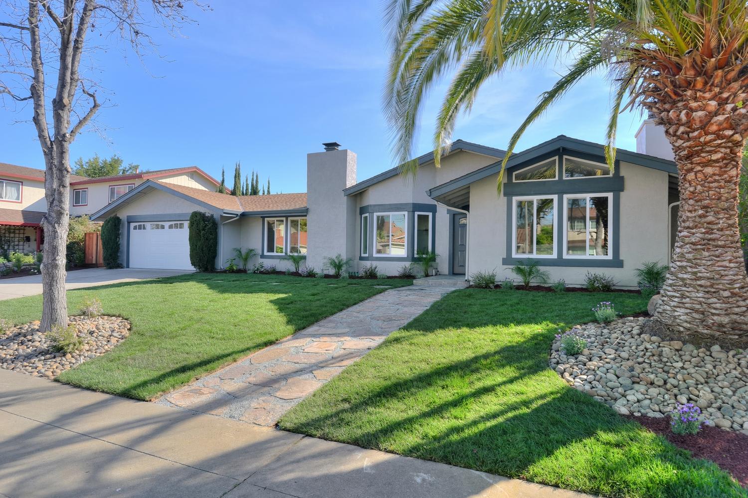 724 Liverpool Wy