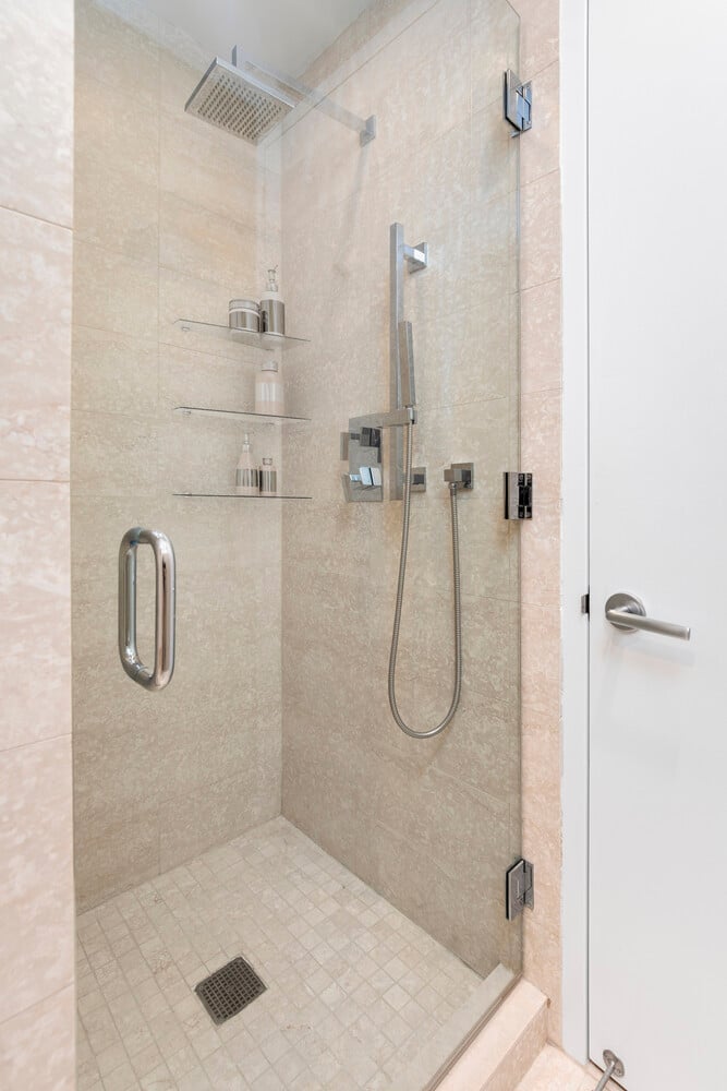 75 Wall Street, Apt 31P