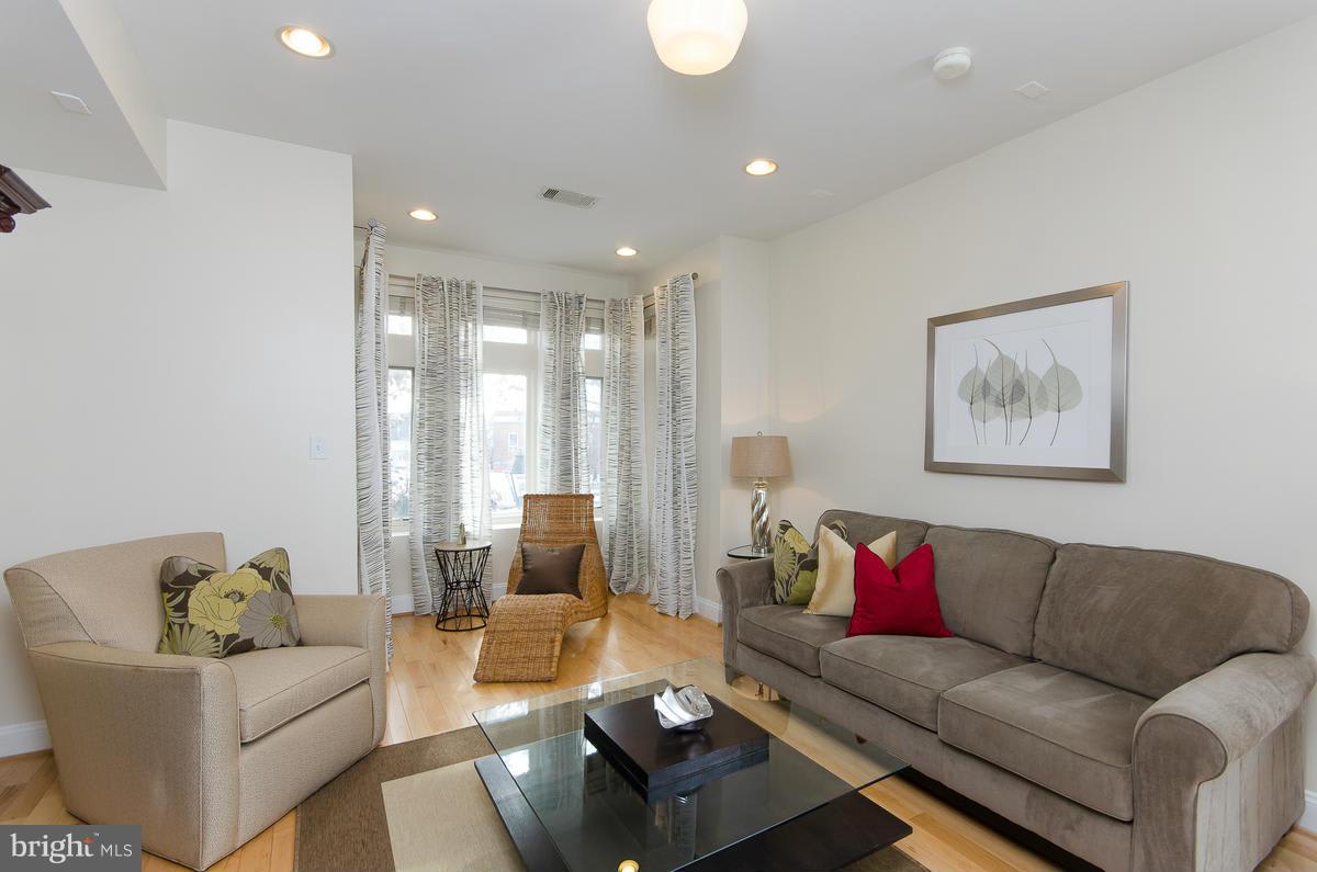 115 New York Ave. NW, # 4