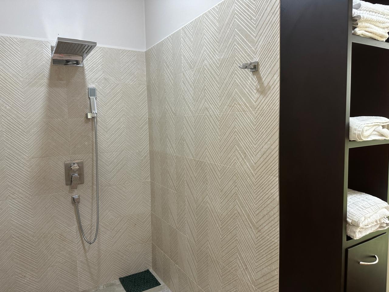 Single Level Gated Home, Ciudad Colon, San Jose