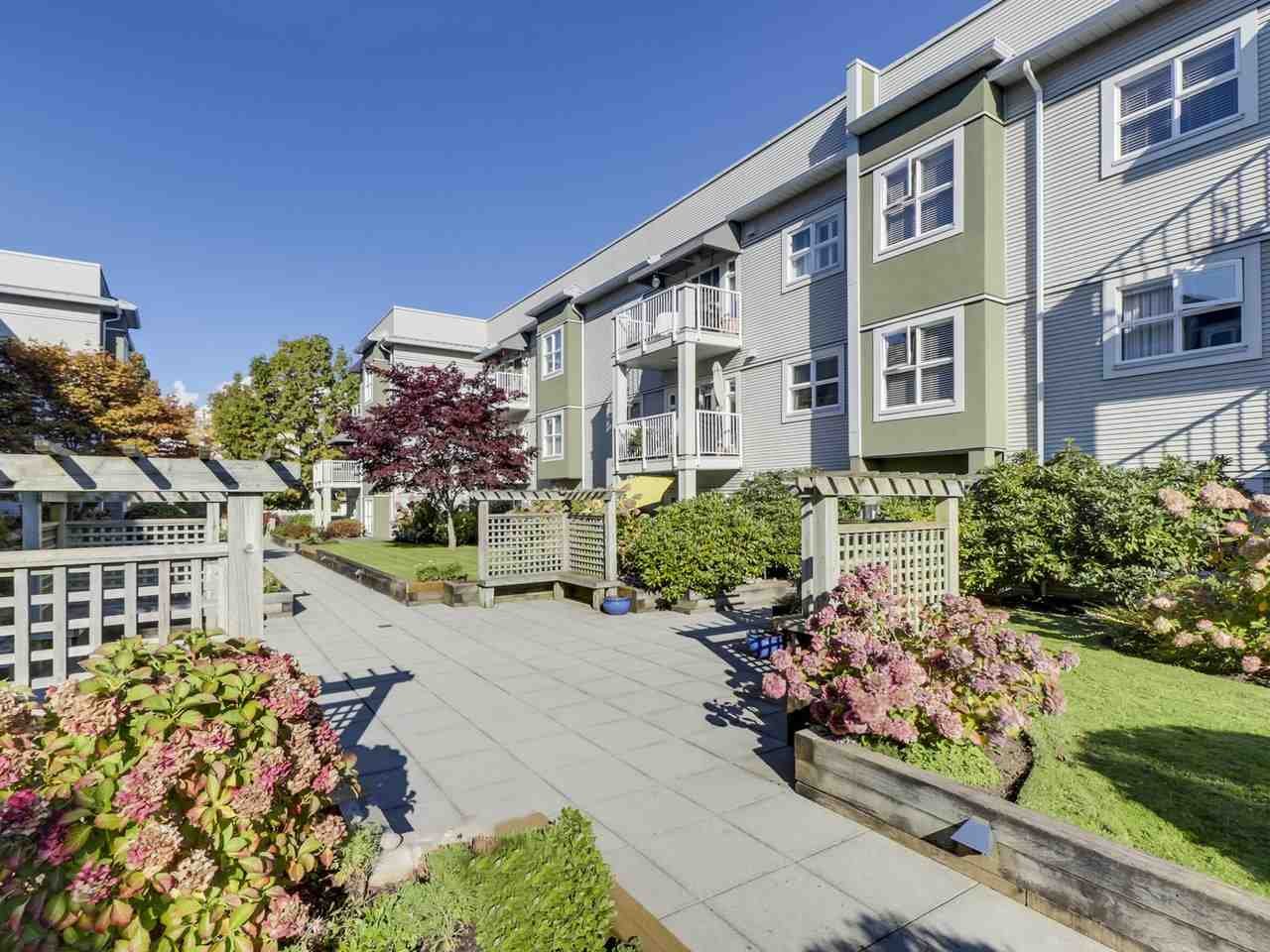 206-4738 53 St